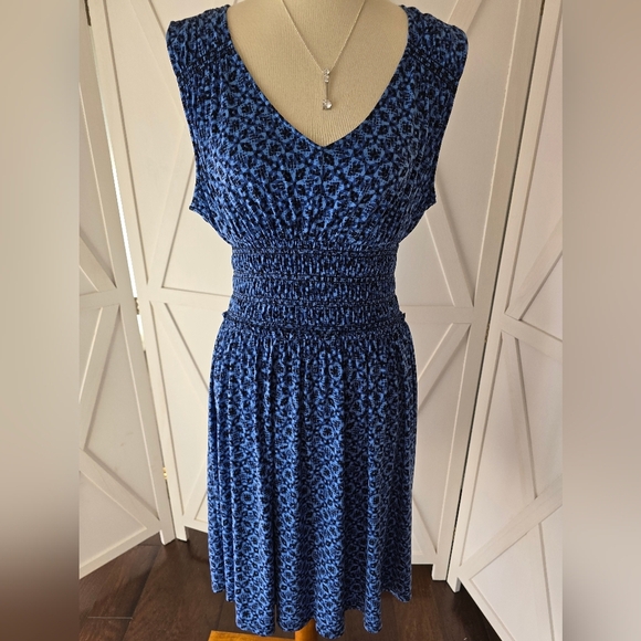 Adrienne Vittadini Dresses & Skirts - Adrienne Vittadini Smocked Waist Sleeveless Blue Dress